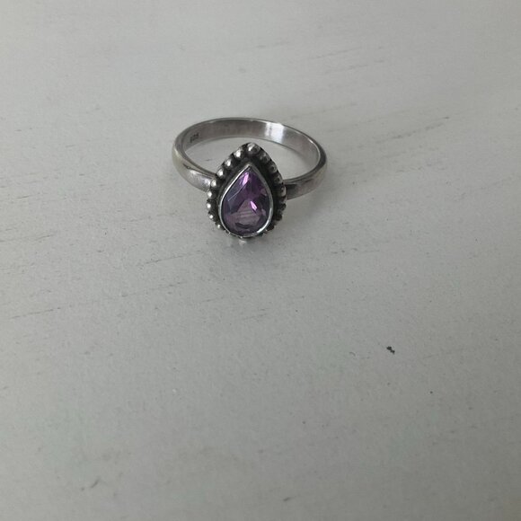 3 amethyst and purple stones and 925 sterling silver rings - Picture 4 of 7